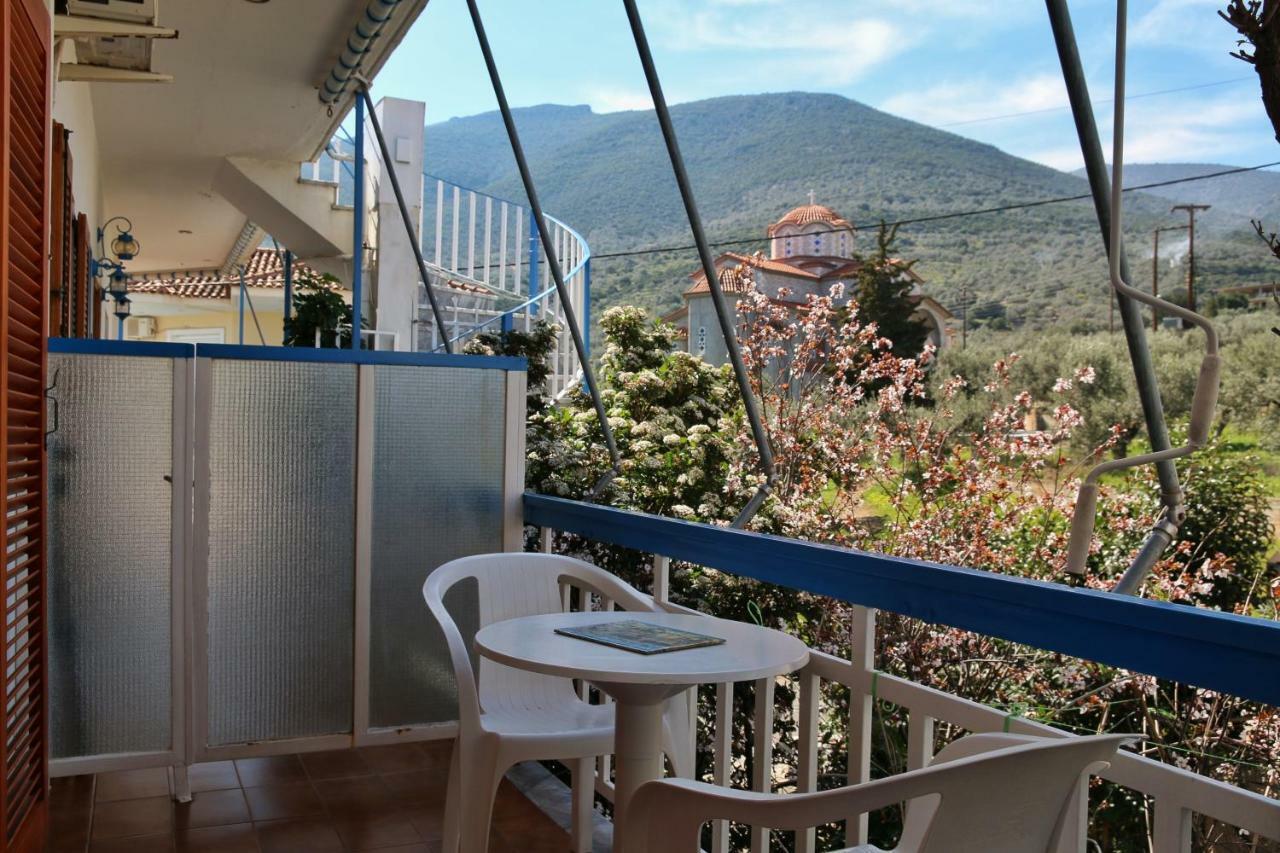 Seaview - Selfcatering Apartment - Helen No 2 Ксиропигадо Экстерьер фото